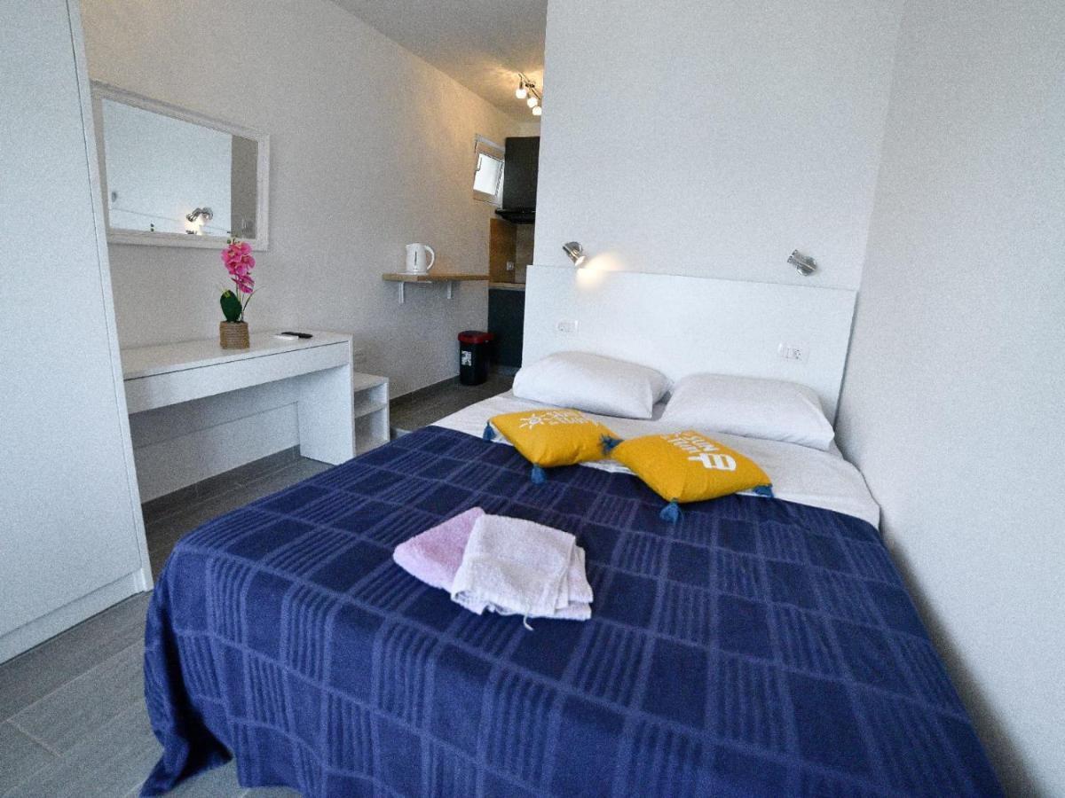 Apartmani Antonia Trogir Eksteriør billede