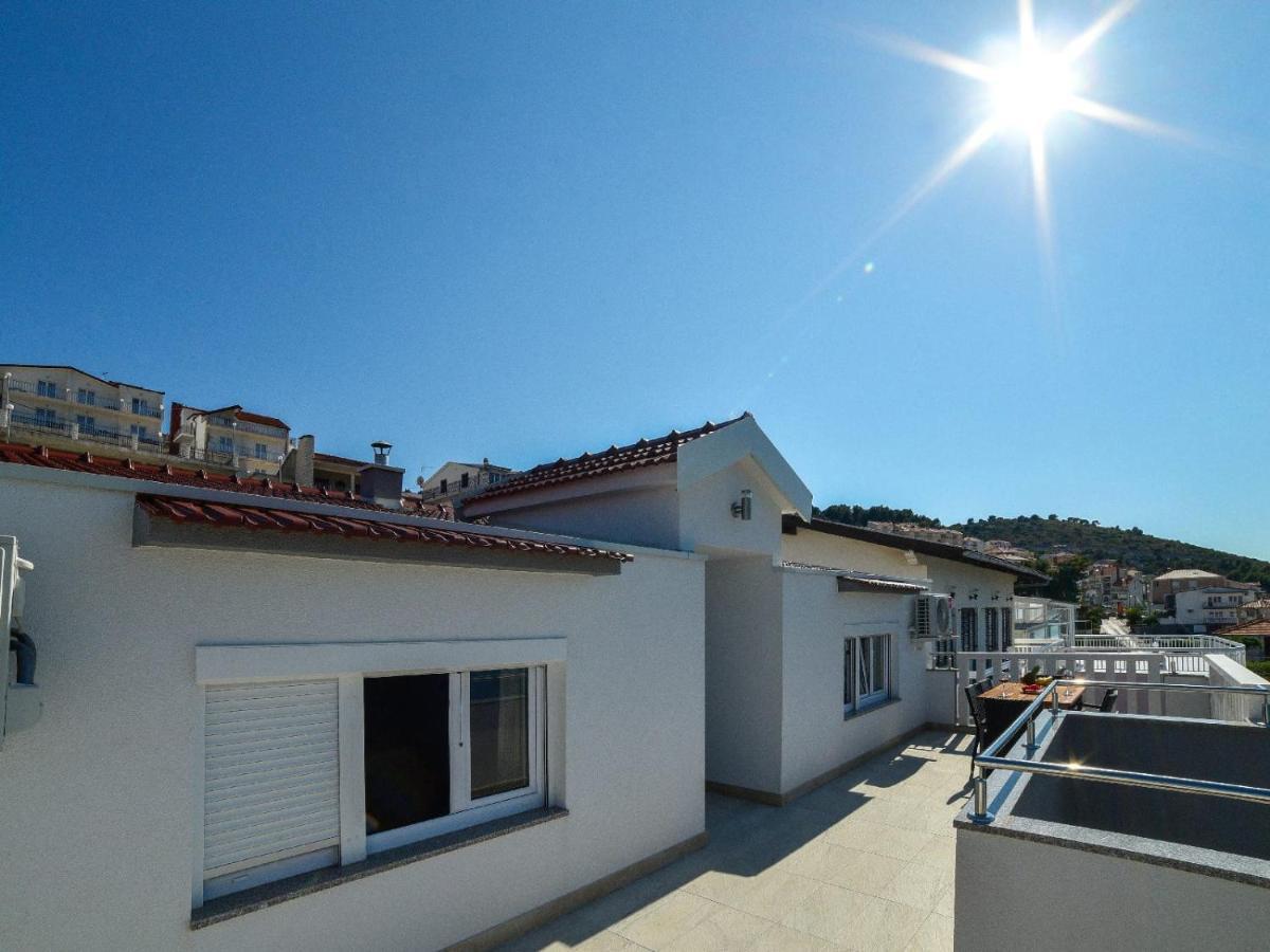 Apartmani Antonia Trogir Eksteriør billede