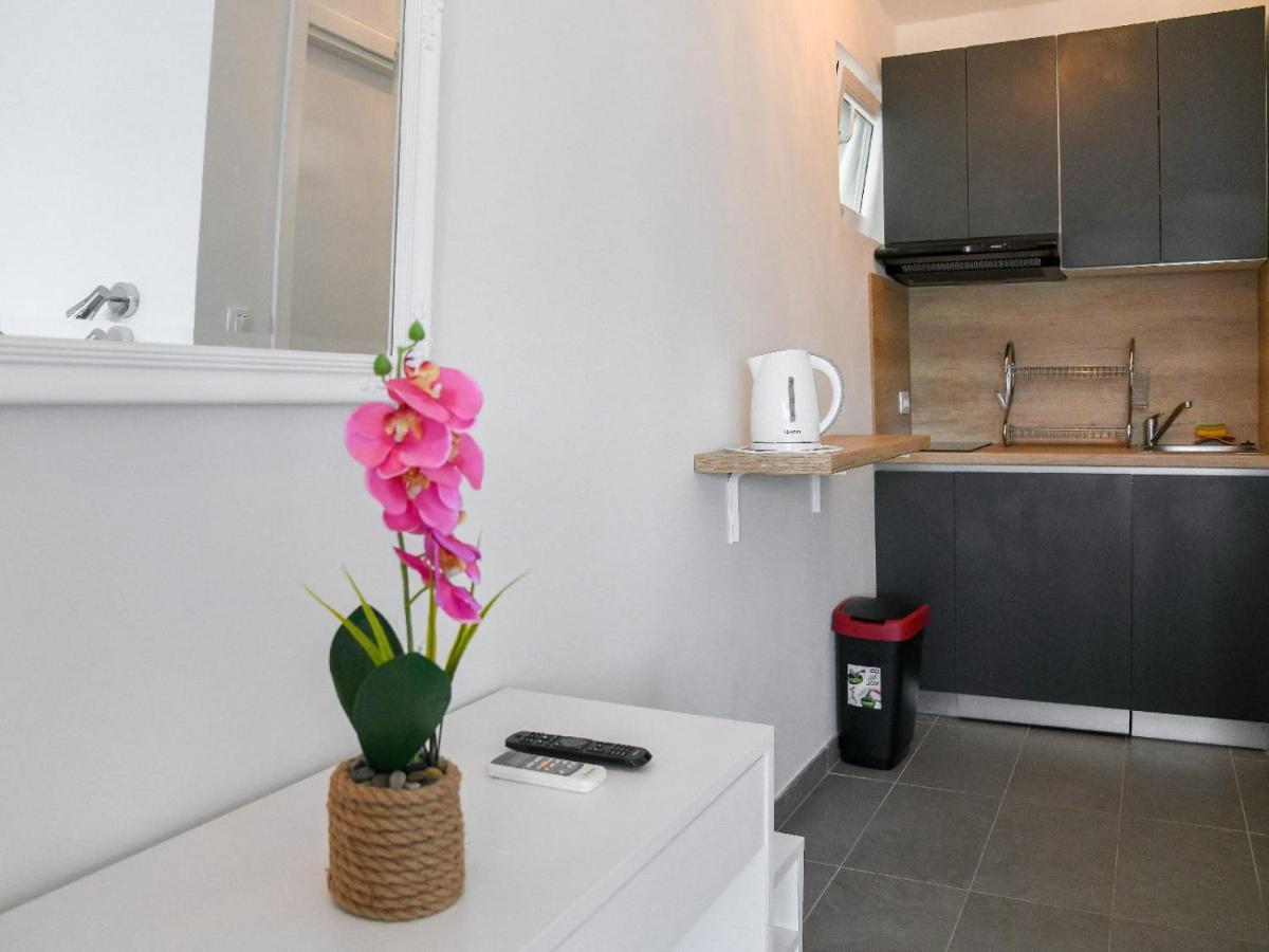 Apartmani Antonia Trogir Eksteriør billede